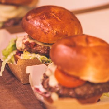 Bei den Foodtruckern aus Wildenrath stimmt die Verköstigung. (© Orths Medien GmbH)