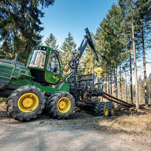Der Forwarder ist für den Harvester was Robin für Batman ist - vielleicht (© Orths Medien GmbH)